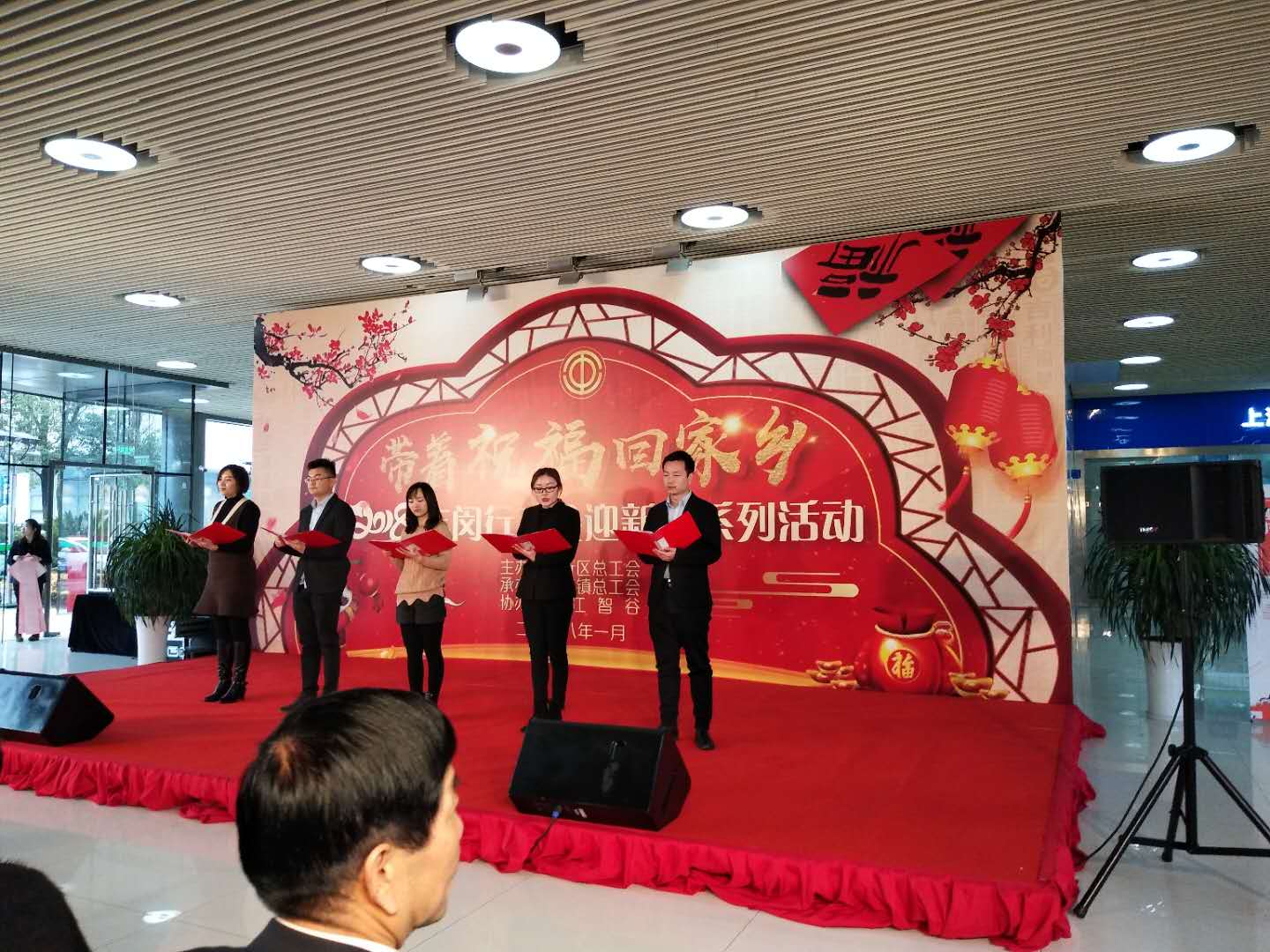 �@�^(q��)������